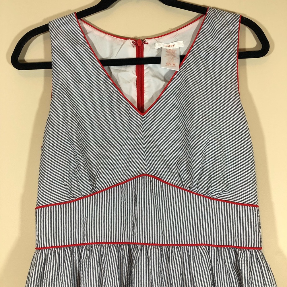 Esley Seersucker A Line Flattering Fit Dress M - Picture 2 of 4